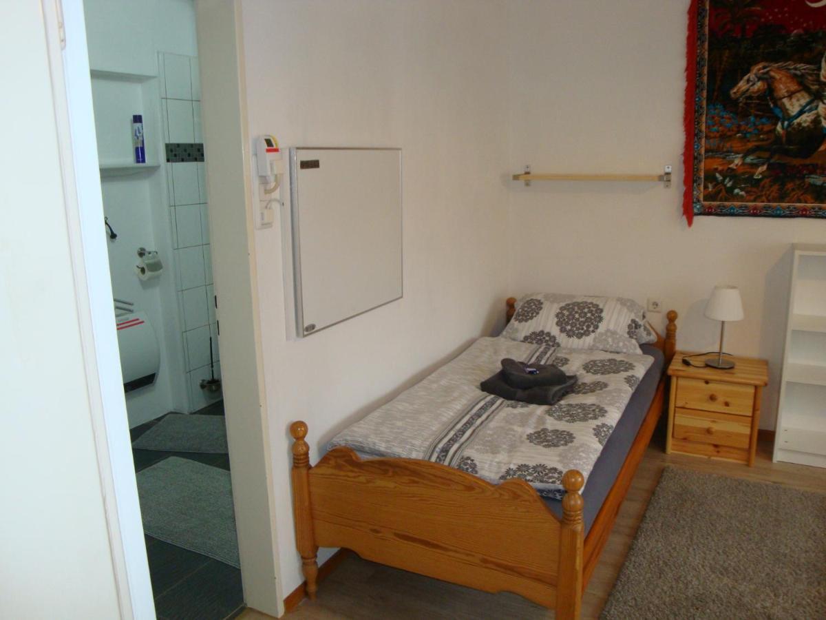 Tac Home 2-Zimmer Wohnung Sindelfingen Eksteriør billede