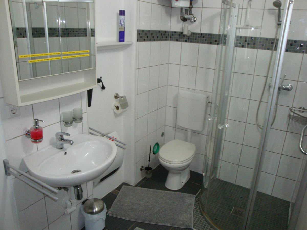 Tac Home 2-Zimmer Wohnung Sindelfingen Eksteriør billede